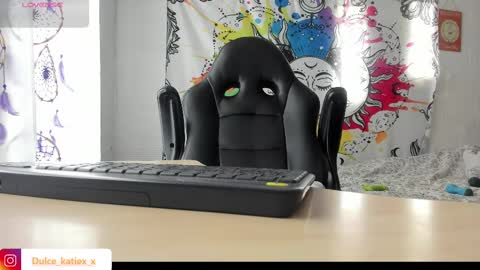 Snapshot of just_katiex chatting on 02-27-25, 06:09 Sofia online show from 02-27-25, 06:09