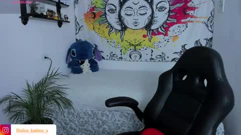 Sofia online show from 11-21-25, 12:26