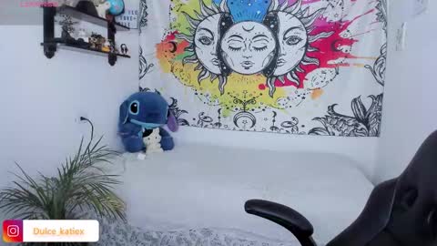 Sofia online show from 12-15-25, 12:20