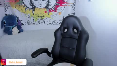 Sofia online show from 02-08-26, 01:03