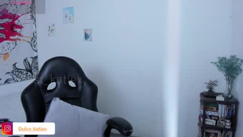 Sofia online show from 03-23-26, 04:11