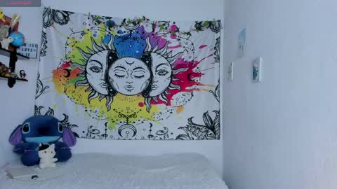 Sofia online show from 04-08-26, 02:06