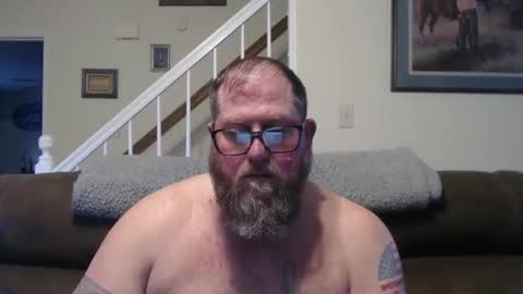 Snapshot of justaguyandnaked chatting on 02-16-25, 10:10 justaguyandnaked online show from 02-16-25, 10:10