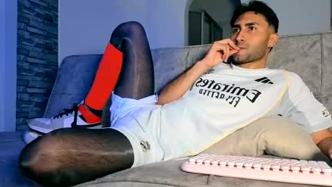 Snapshot of justdavid_ chatting on 06-19-26, 11:08 David online show from 06-19-26, 11:08