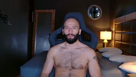 Justin online show from 01-06-25, 09:43