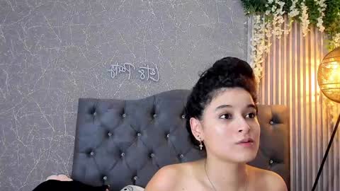 Snapshot of justin_jazmin chatting on 02-03-25, 10:00 JUSTIN Y JAZMIN online show from 02-03-25, 10:00