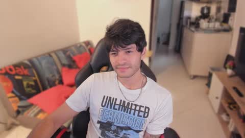 Snapshot of justin_stark1 chatting on 11-05-25, 09:48 Diego online show from 11-05-25, 09:48