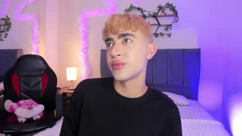 Justin online show from 10-28-25, 11:36