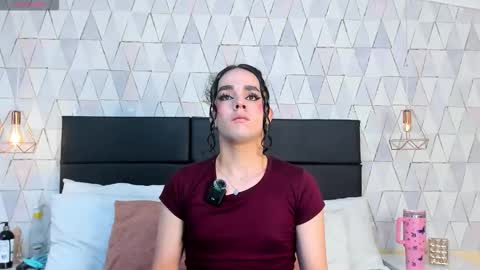 Snapshot of justineperry chatting on 11-28-25, 03:31 Justine online show from 11-28-25, 03:31