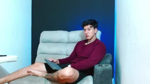 justinfuller_31 online show from 06-23-26, 04:16