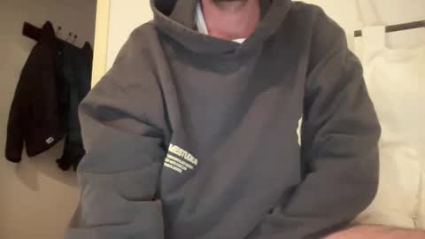 justmeandyou00 online show from 11-03-25, 03:46