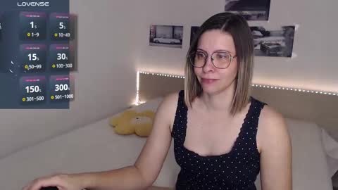 Julie online show from 12-09-24, 05:18