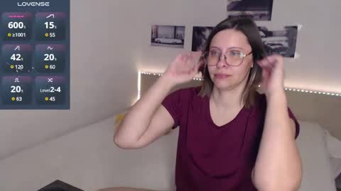 Julie online show from 12-11-24, 05:21