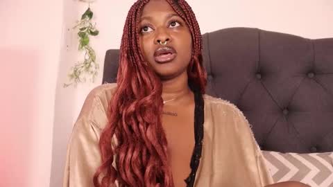 Nala online show from 11-17-25, 05:52