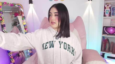 Emy online show from 04-07-26, 11:48