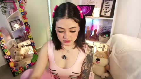 Emy online show from 04-23-26, 11:29