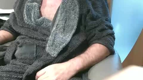 Snapshot of justpleased2behere chatting on 11-07-25, 01:33 here to Have Fun online show from 11-07-25, 01:33