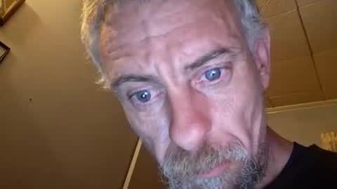 justwant2strokeit online show from 04-05-26, 07:38