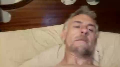 justwant2strokeit online show from 04-24-26, 01:41