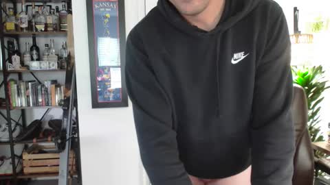 justwondering9 online show from 04-05-26, 03:53