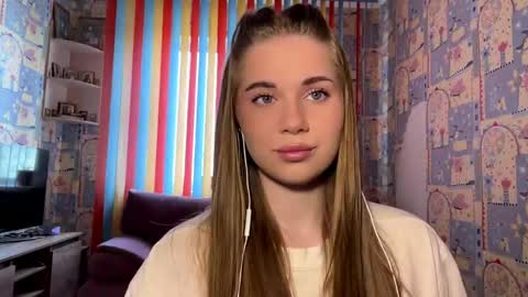 Melissa online show from 04-24-26, 06:05