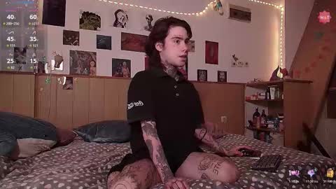 Juuzou hehim u can call me Juz online show from 11-16-25, 01:28