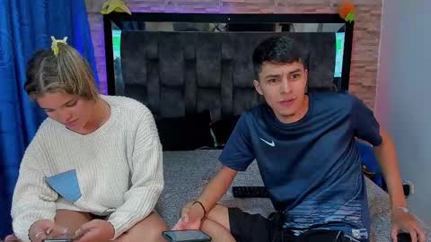 Snapshot of juva_ chatting on 02-16-25, 03:58 Juan and friends online show from 02-16-25, 03:58