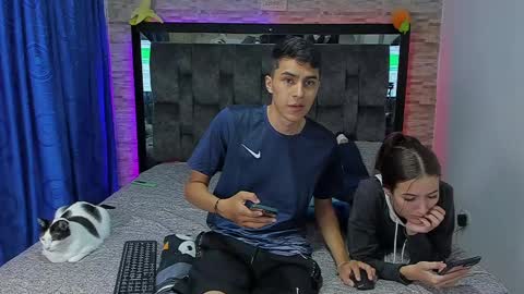 Snapshot of juva_ chatting on 02-19-25, 04:01 Juan and friends online show from 02-19-25, 04:01