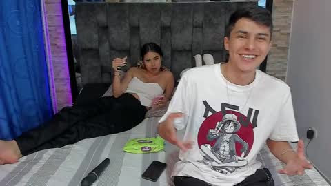 Snapshot of juva_ chatting on 02-28-25, 01:05 Juan and friends online show from 02-28-25, 01:05