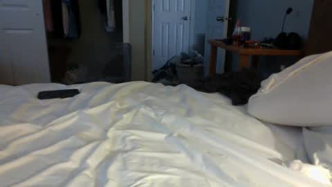 J and Sugar snap pea online show from 09-21-25, 09:38