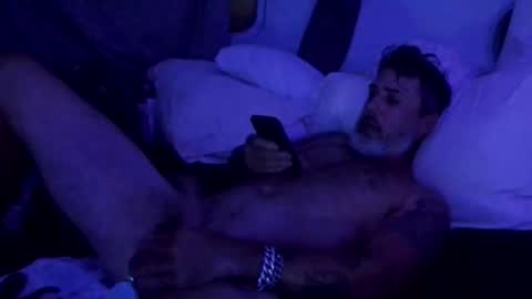 jwolf11851725 online show from 11-24-25, 08:14