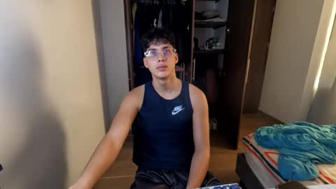 Snapshot of jxbiggy chatting on 01-12-26, 06:24 jxbiggy online show from 01-12-26, 06:24