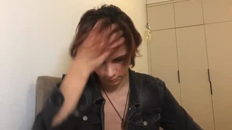 Snapshot of k0sta_32 chatting on 12-30-24, 05:34  k0sta online show from 12-30-24, 05:34