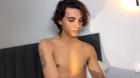 Snapshot of k0sta_32 chatting on 01-31-25, 10:31  k0sta online show from 01-31-25, 10:31