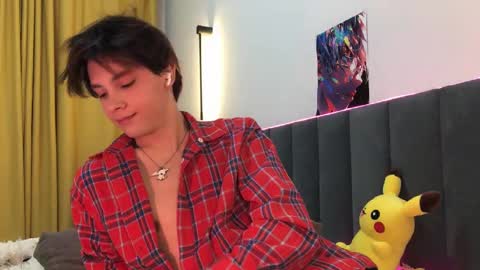 Snapshot of k0sta_32 chatting on 02-24-25, 02:08  k0sta online show from 02-24-25, 02:08