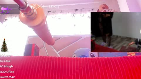 Snapshot of k4rolin chatting on 12-25-24, 03:28  Karolin  online show from 12-25-24, 03:28