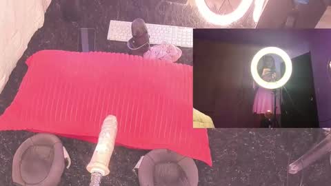 Snapshot of k4rolin chatting on 03-08-25, 04:45  Karolin  online show from 03-08-25, 04:45