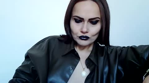 k_queen36 online show from 12-19-25, 08:43