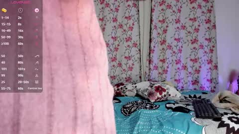 Snapshot of k_sweett chatting on 12-15-25, 05:34 K online show from 12-15-25, 05:34