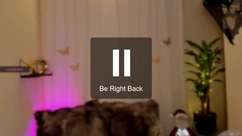 Snapshot of kaaiiri chatting on 12-15-25, 12:09 Kaaiiri online show from 12-15-25, 12:09