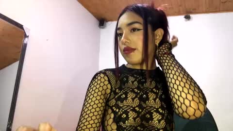 KAHELIINDEPENDENT MODEL online show from 12-22-24, 10:04