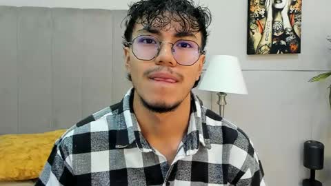 Snapshot of kai_storn chatting on 05-10-26, 11:04 kai_storn online show from 05-10-26, 11:04