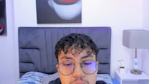 Snapshot of kai_storn chatting on 05-12-26, 11:07 kai_storn online show from 05-12-26, 11:07
