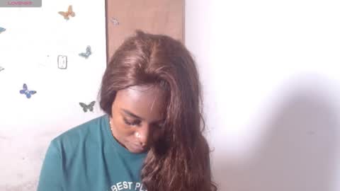 Snapshot of kaiadebayo chatting on 09-21-25, 03:08 Angie  online show from 09-21-25, 03:08