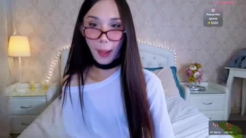 Snapshot of kaiasunshine chatting on 10-31-25, 11:55 Kaia Monday Thursday FridaySaturdaySunday online show from 10-31-25, 11:55