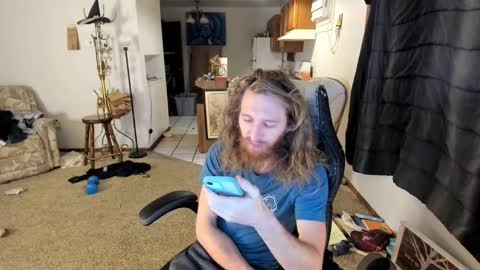 Kaiku77 online show from 11-12-25, 07:24