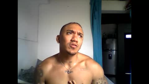 Snapshot of kail_1111 chatting on 12-02-25, 05:30 kail_1111 online show from 12-02-25, 05:30