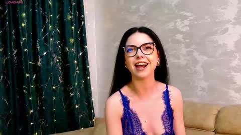 Kaila Lewis online show from 01-08-26, 06:32