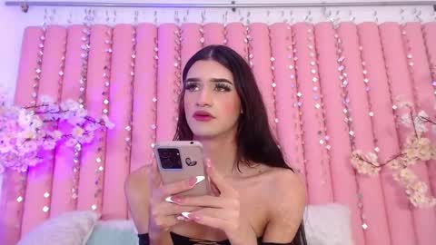 Snapshot of kailye_jones chatting on 01-11-25, 10:29 kailye Jones online show from 01-11-25, 10:29