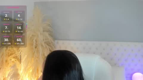 Kailyn online show from 11-25-25, 03:17